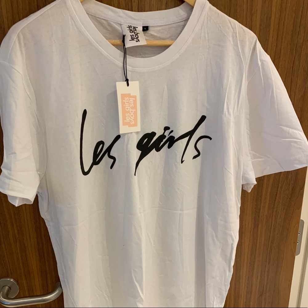 White T shirt